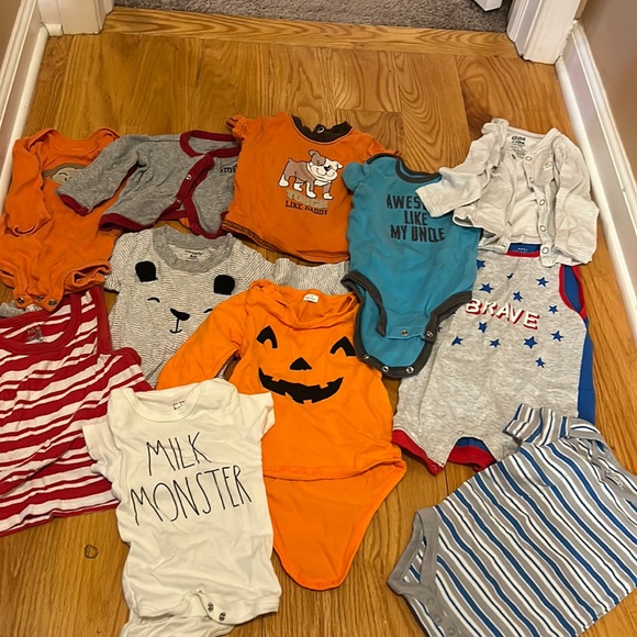Baby Boy Clothes 6 months to 9 months - Picture 1 of 3